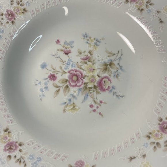 Home Styles Fine China Pink Floral Gold Trim Soup Bowl Made in China - Picture 3 of 6